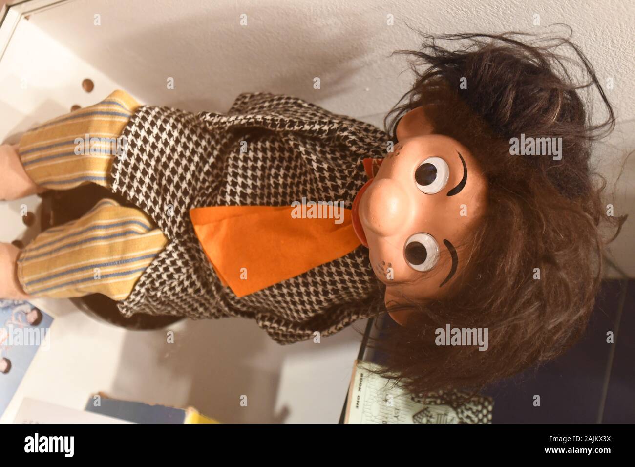 Puppet on a string hires stock photography and images Alamy