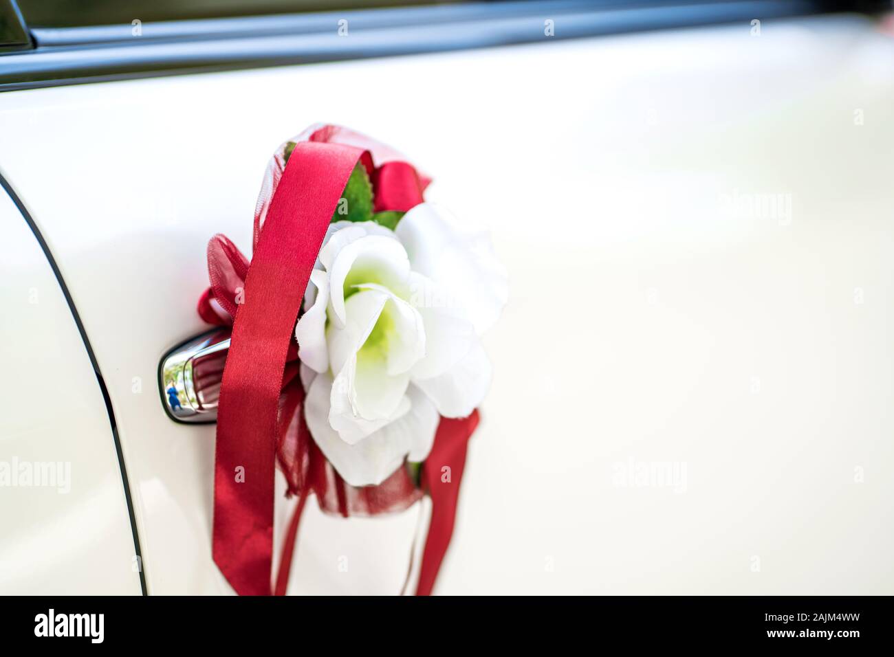 Wedding car decorations hi-res stock photography and images - Page