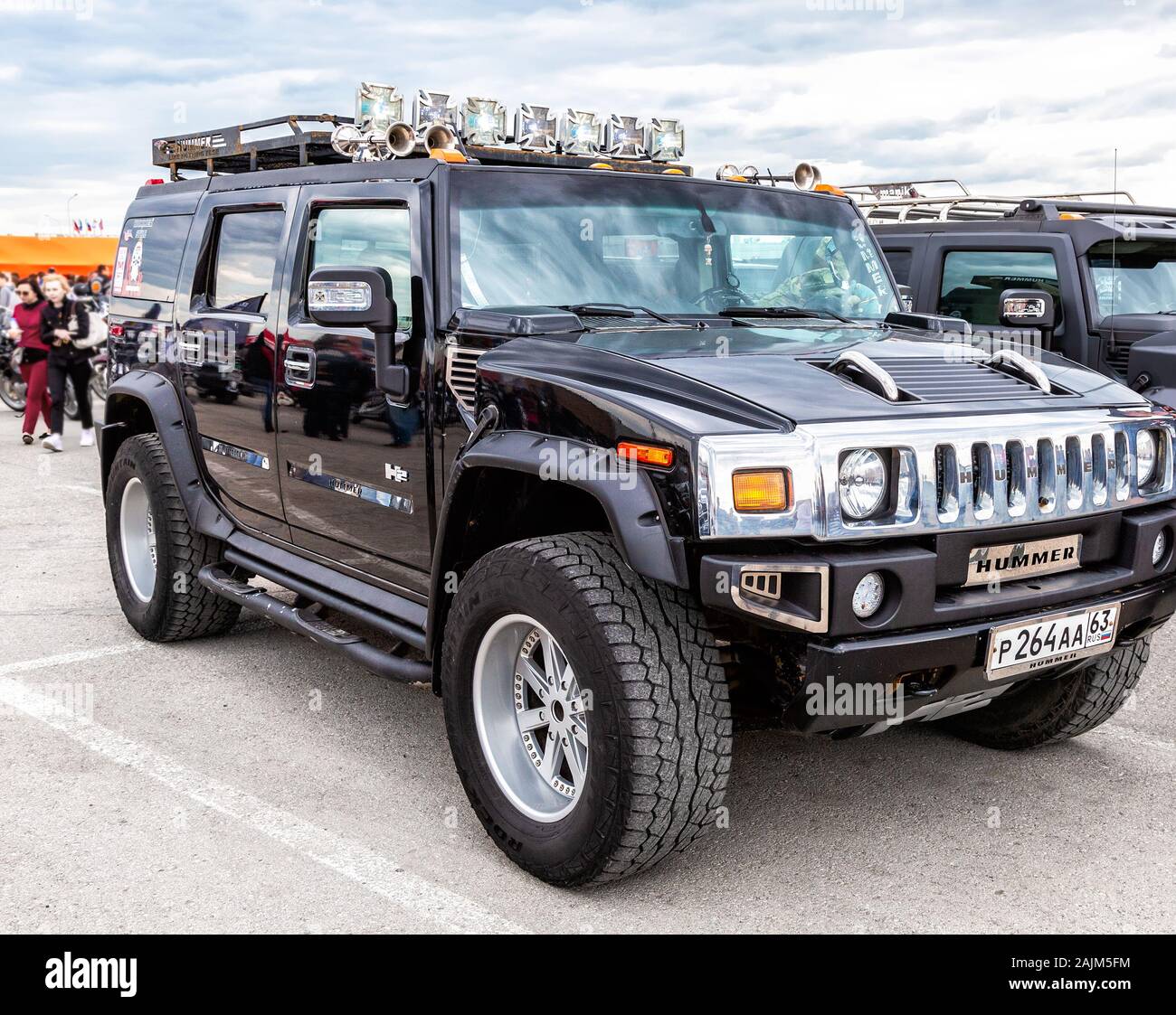 Hummer car hi-res stock photography and images - Alamy