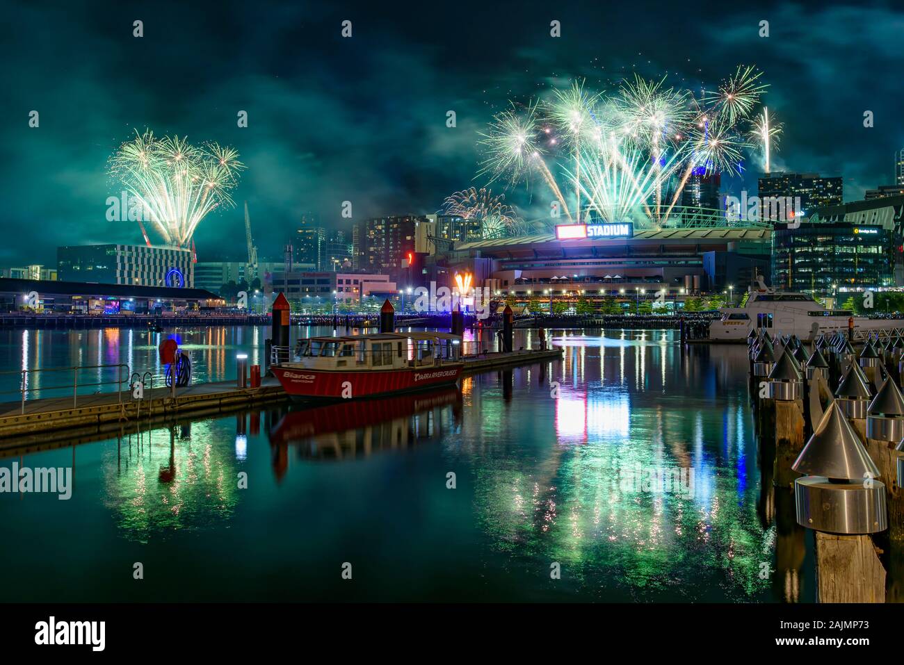 Fireworks new year australia hires stock photography and images Alamy
