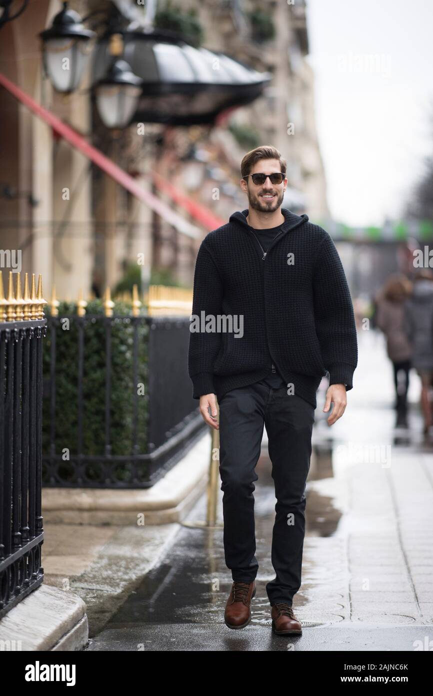 PARIS, FRANCE - Januar 22: Isabel Goulart and Kevin Trapp seen in the streets of Paris on Januar  22, 2018 in Paris, France. Stock Photo
