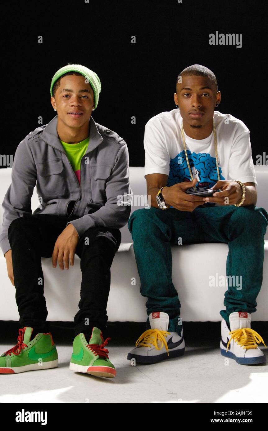 (L-R) Rappers Earl 'Ben J' Benjamin and Dominic 'Legacy' Thomas of New Boyz portrait on set at New Boyz featuring Ray J 'Tie Me Down' Music Video on August 17, 2009 in Los Angeles, California. Stock Photo