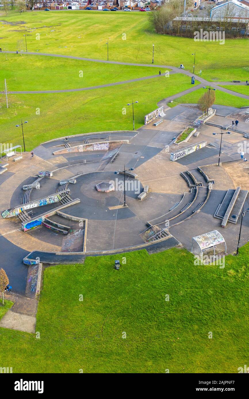 Skate plaza aerial hires stock photography and images Alamy