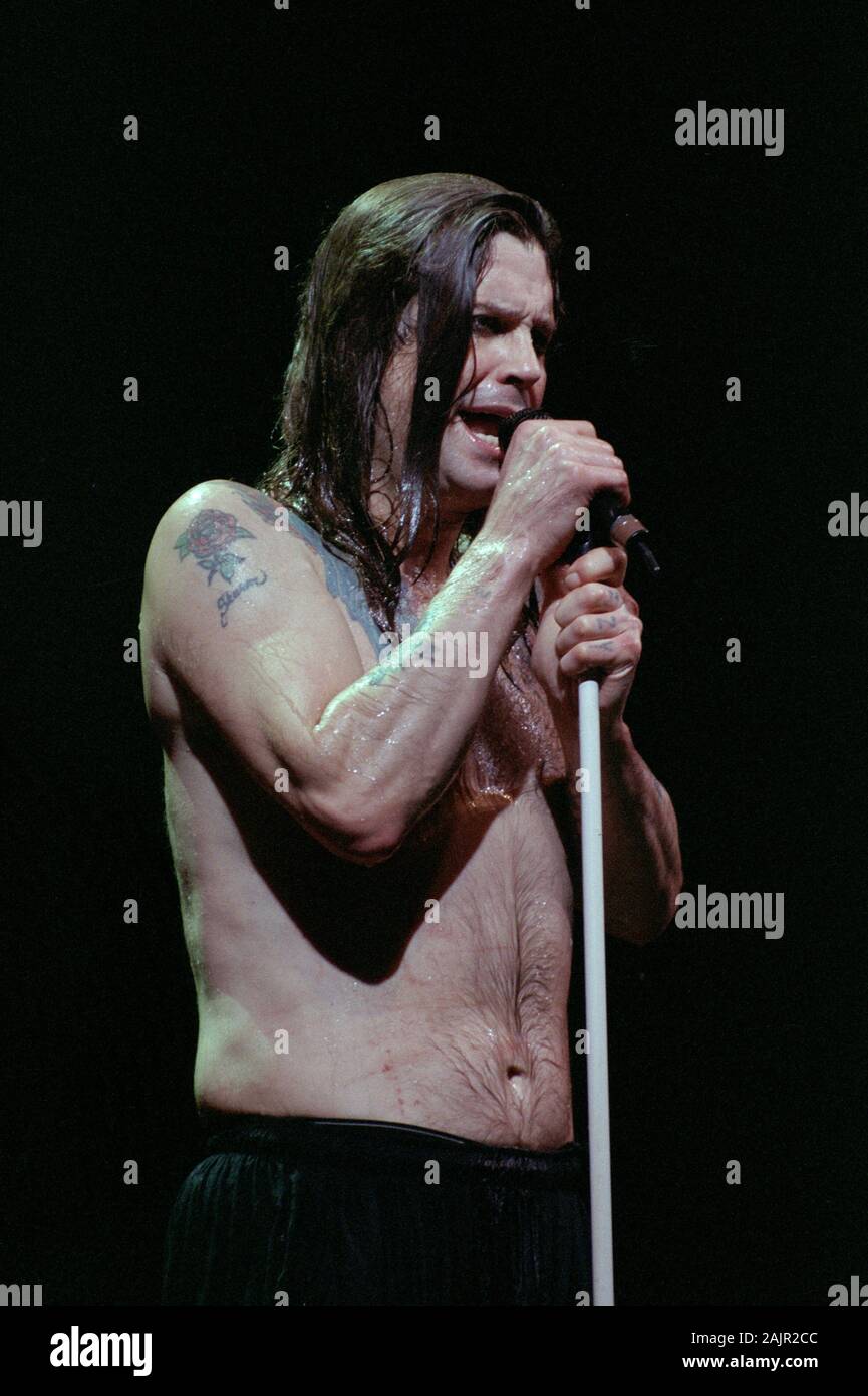 ozzy osbourne paranoid live 1995