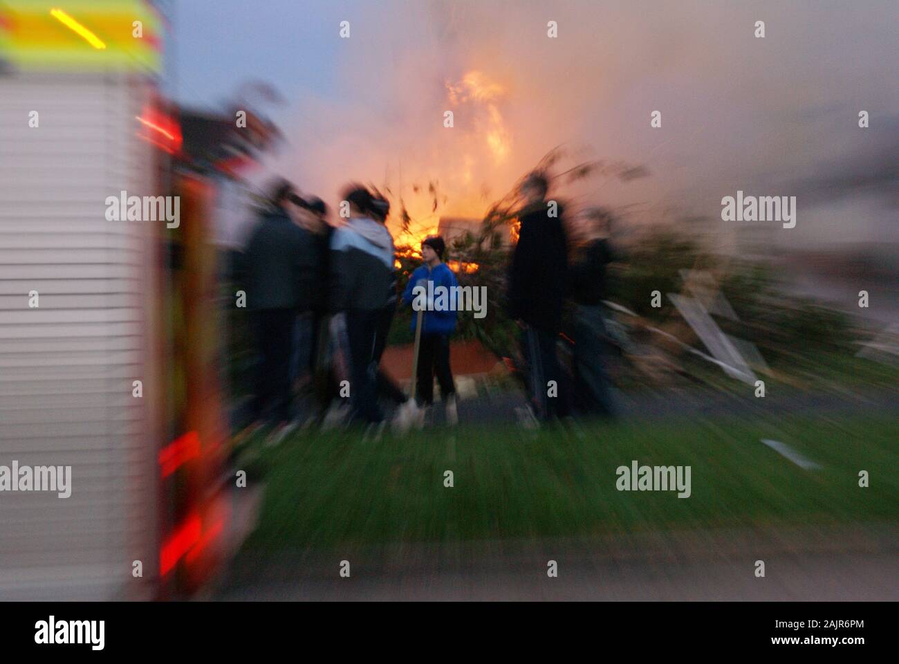 property fire, danger zone, Australian bushfire Stock Photo Alamy