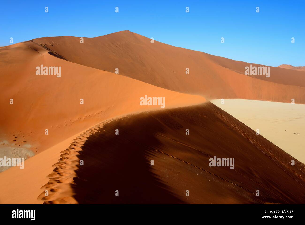 Sand dunes, Dead vlei, Namib-Naukluft Park, Namib Desert, Namibia |Sandduenen, Dead Vlei, Namib-Naukluft-Park, Namib-Wueste , Namibia / Namib-Wüste Stock Photo