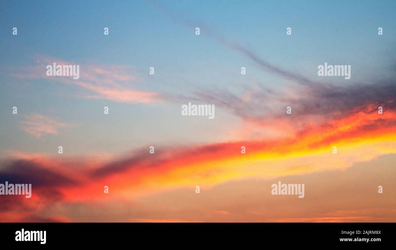 Colorful sunset sky. Sunset background Stock Photo - Alamy
