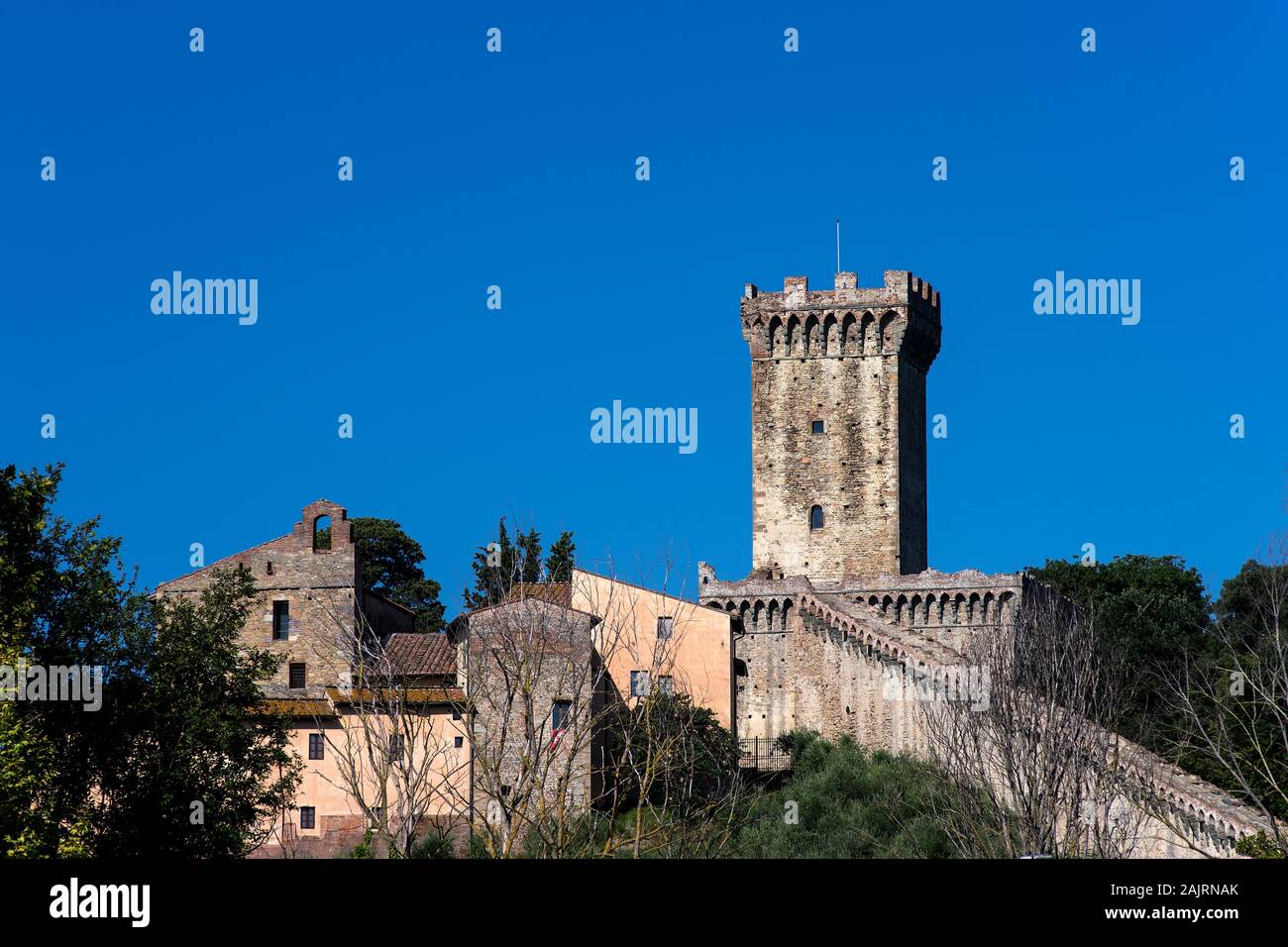The Beautiful Medieval Fortress Of Vicopisano Pisa Tuscany Italy On A Beautiful Sunny Day And Blue Skies Stock Photo Alamy