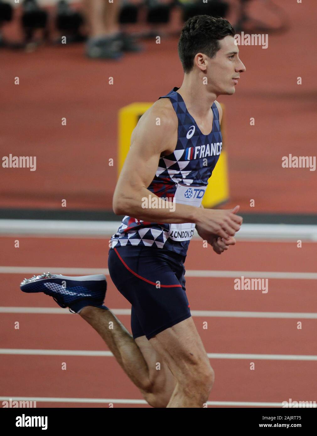 skrivning Papua Ny Guinea brugervejledning Pierre-Ambroise Bosse (French) during the 3nd Heats semi final 800m Mens  IAAF World Championships in Athletics on August 6, 201st at the Olympic  Stadium in London, Great Britain Stock Photo - Alamy