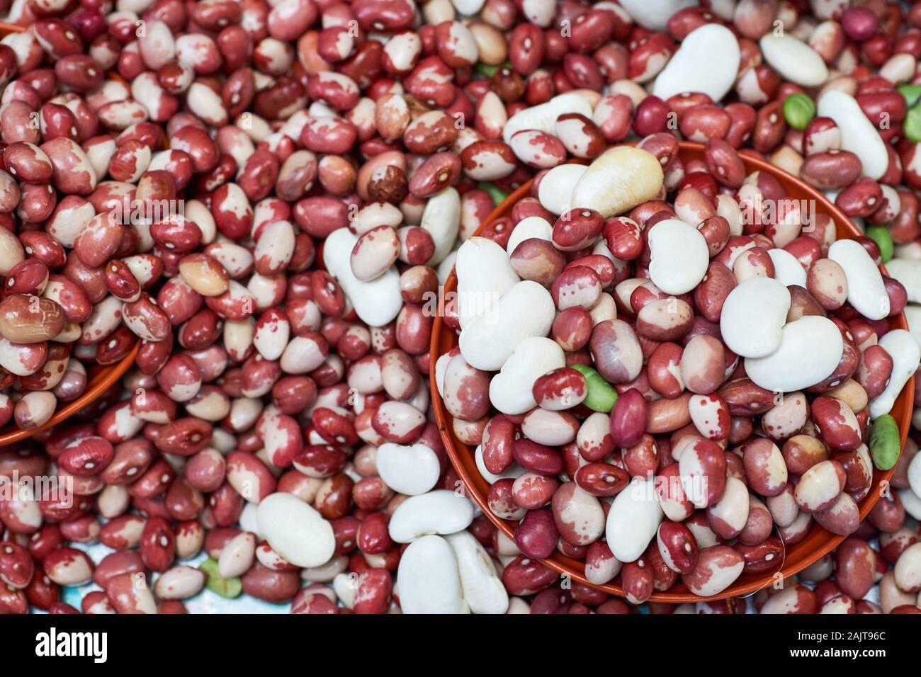 Red and white dried beans for sale at Gwangjang Market in Seoul, South Korea. Stock Photo