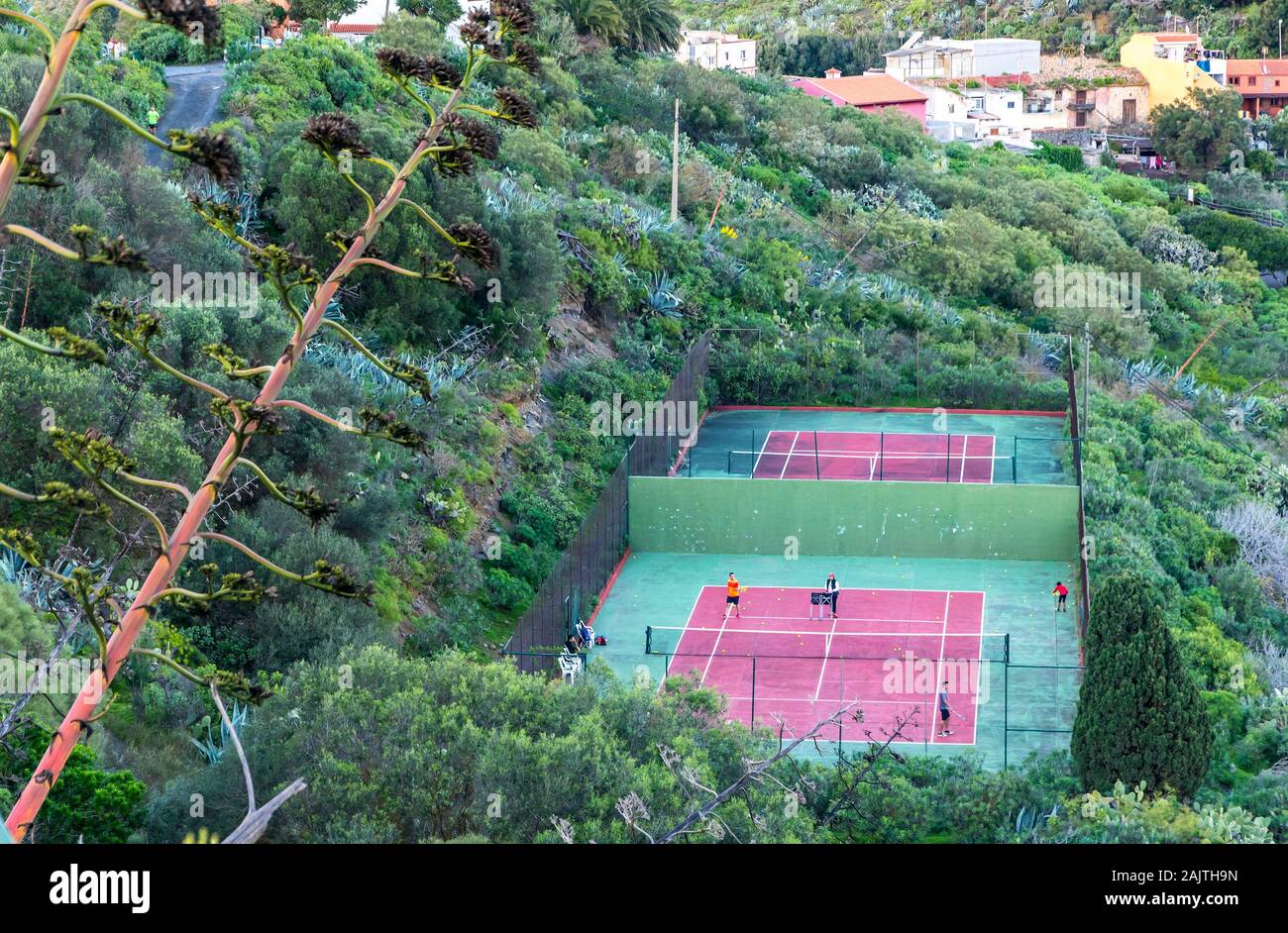 Tennis courts of the Real Club de Golf de Las Palmas seen from the streets  of Santa Brigida town, Las Palmas de Gran Canaria, Spain Stock Photo - Alamy