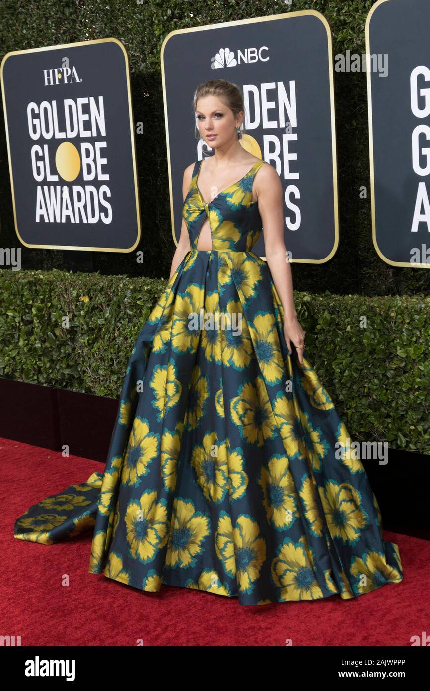 Taylor Swift Attends The 77th Annual Golden Globe Awards