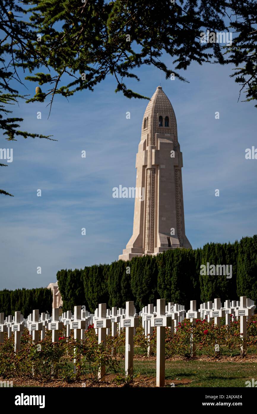 The mass grave monument to French and German soldiers lost during the battle for Verdun in the First World War, 1916, with the French cemetery. Stock Photo