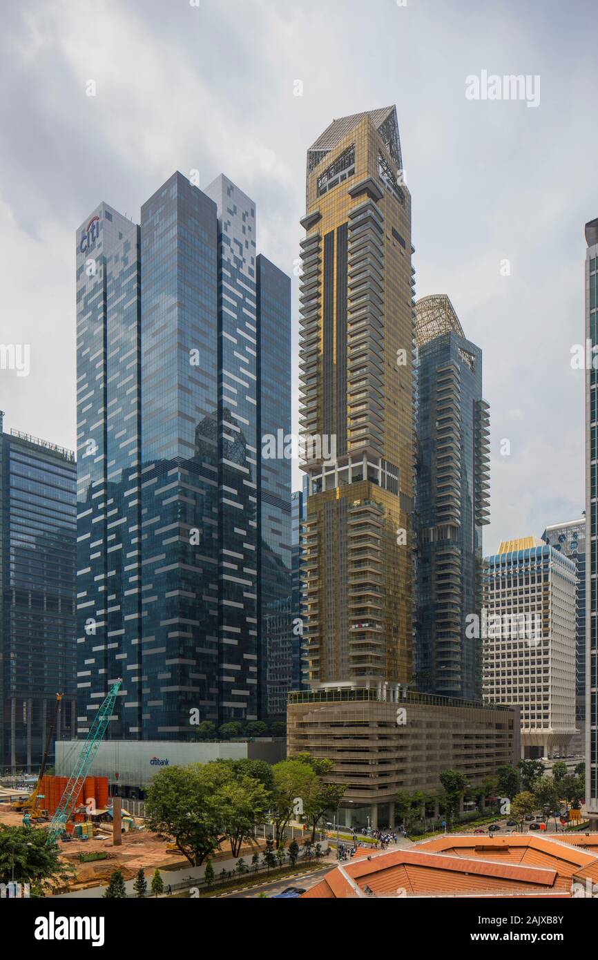One Shenton Way is a real estate redevelopment project with 341 apartments [1] along Shenton Way in the Tanjong Pagar area of Singapore Stock Photo