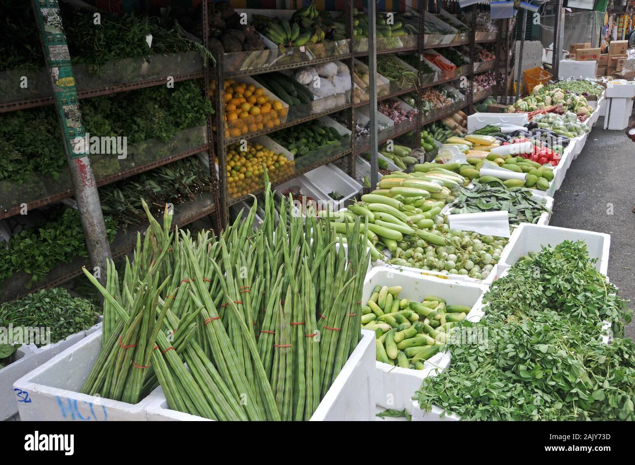 Around Singapore - Street Market Stalls Stock Photo - Alamy
