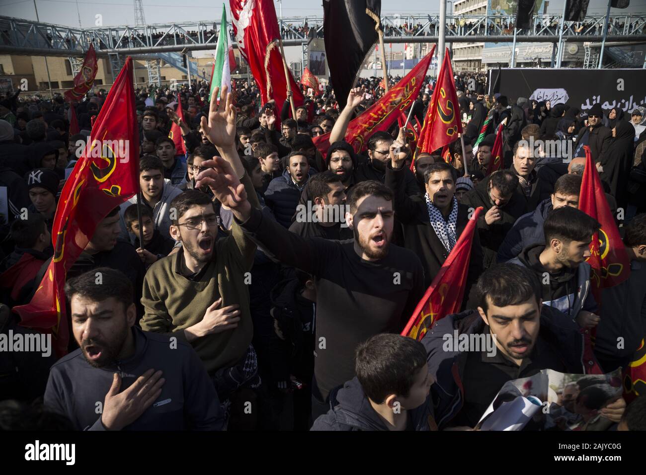 Отношения между ираном и ираком. Багдад и тегеран. Ирак тегеран. Объединение ирака и ирана. Иран против сша.