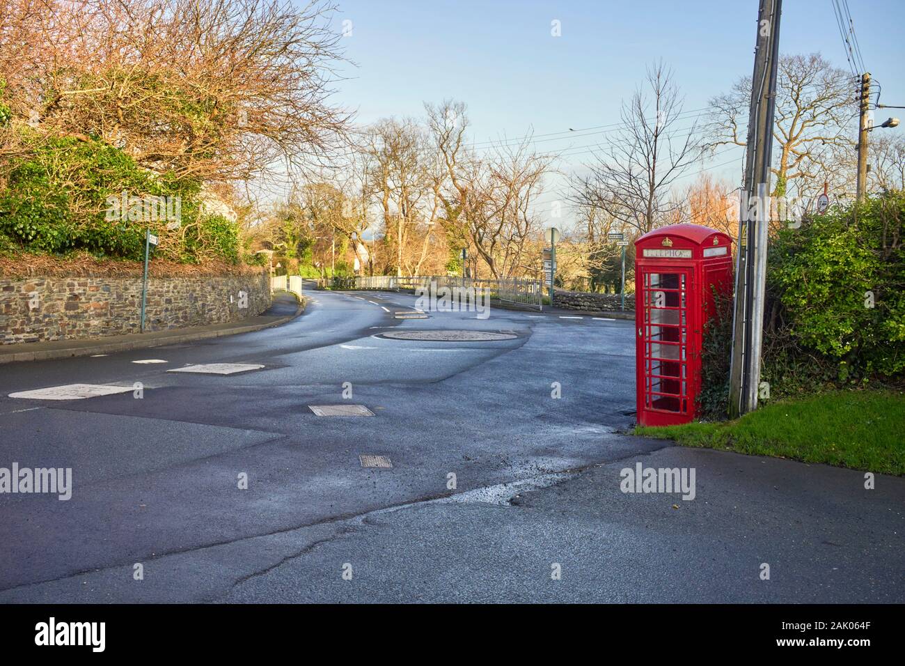 Red K6 phonebox in Bride village, Isle of Man Stock Photo