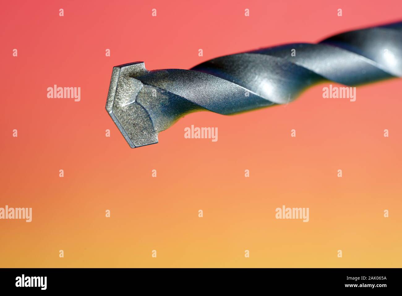 Stone drill with point for drilling in natural stone and concrete