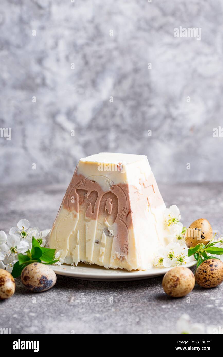 Traditional Easter cottage cheese dessert Stock Photo Alamy