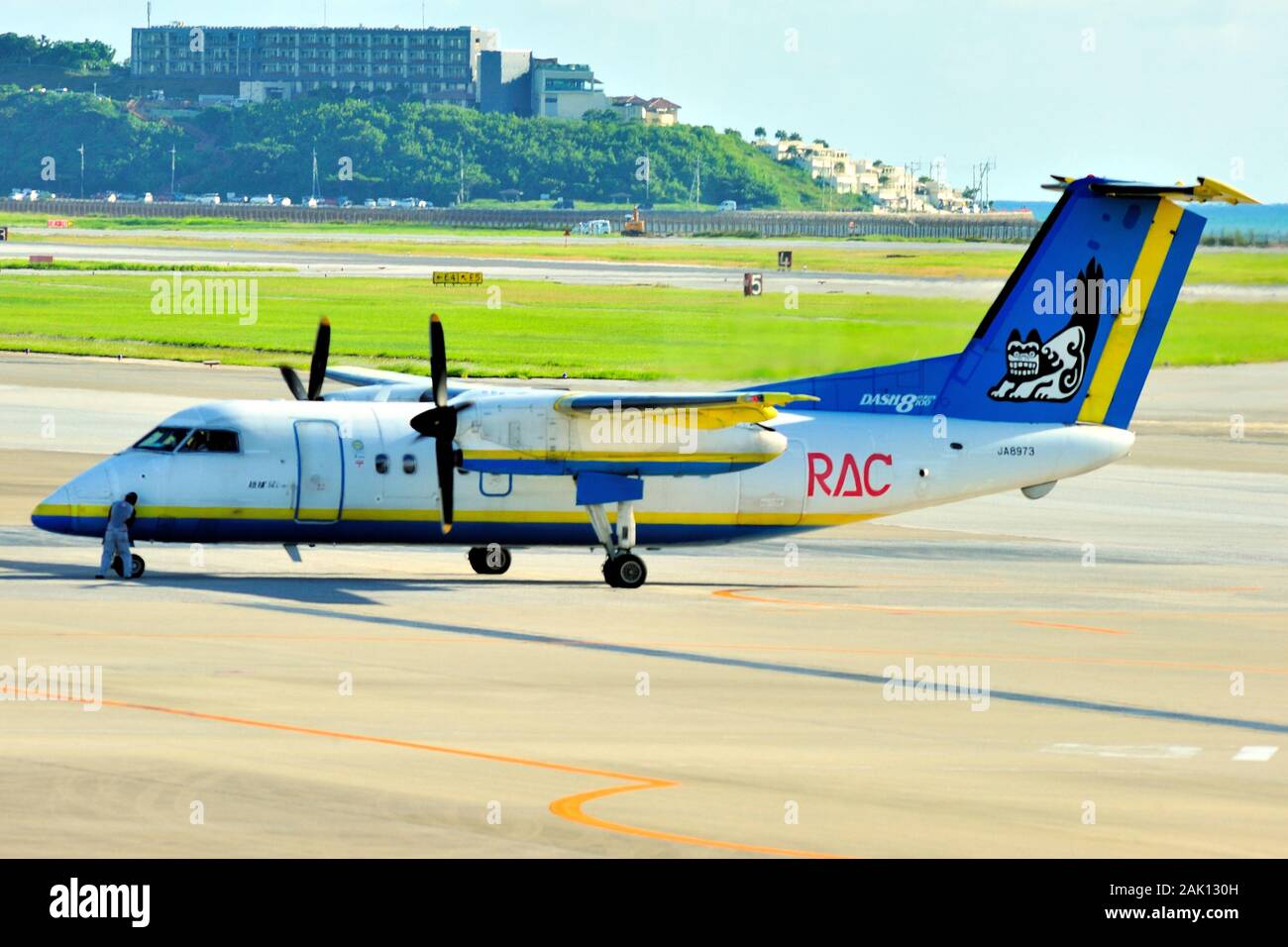 Ryukyu Air Commuter, RAC, De Havilland Canada Dash 8, DHC-8-100, JA8973, Getting Ready For Departure, Naha Airport, Okinawa, Japan Stock Photo