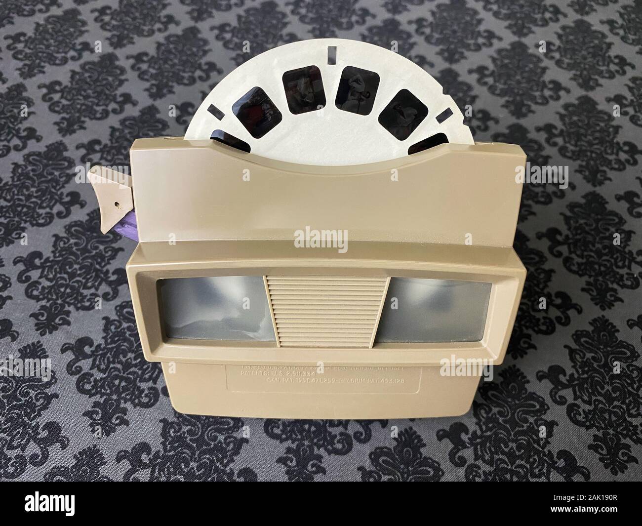 1930 Viewmaster 3d viewer with sleeved disks Stock Photo - Alamy