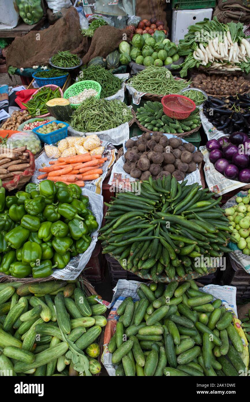 Display of vegetables for sale at a market in the old city of Delhi, India Stock Photo