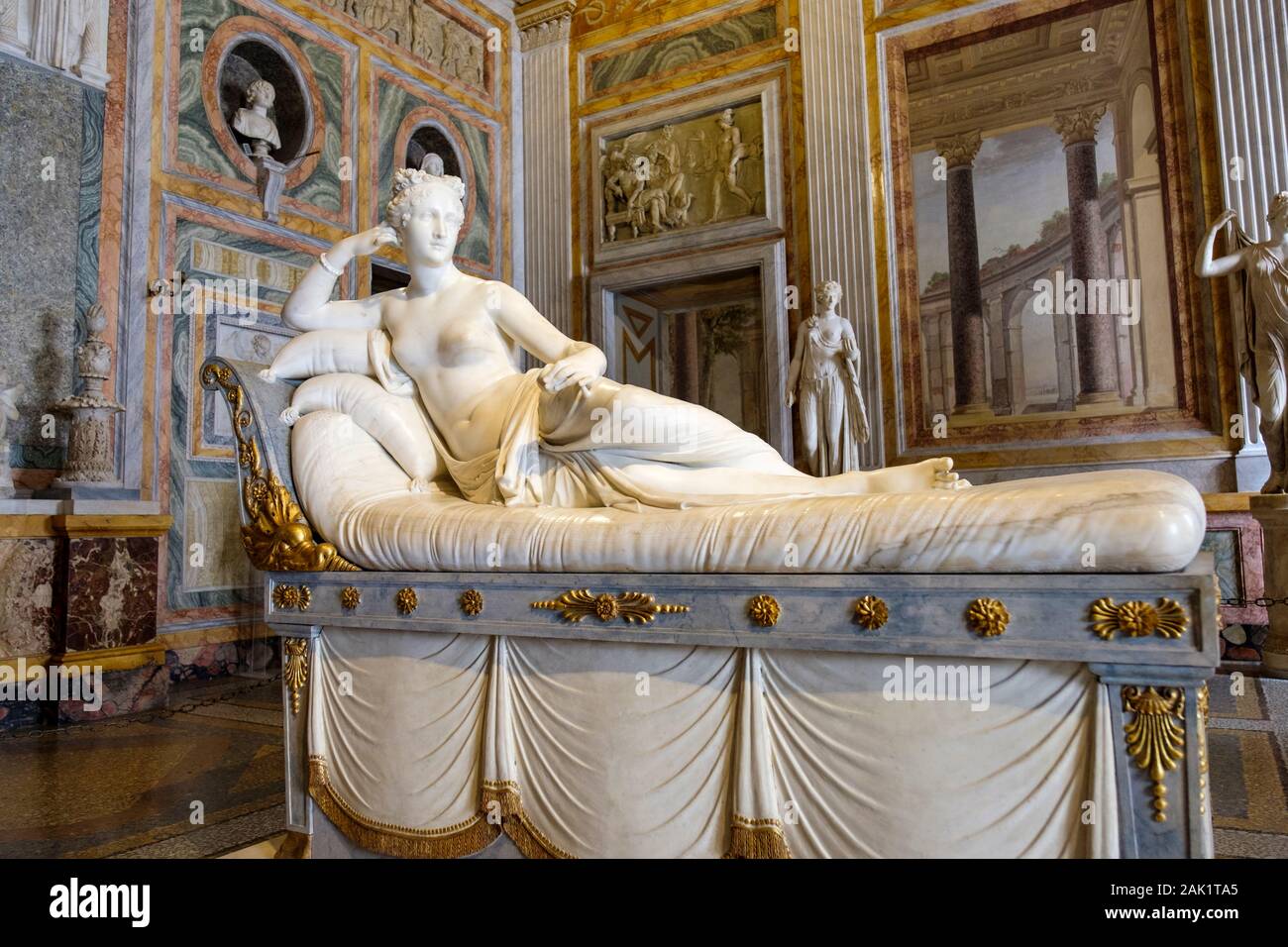 Paolina Borghese Bonaparte, Pauline Bonaparte marble statue by Antonio  Canova, Room of Paolina, Galleria Borghese Museum, Rome, Italy Stock Photo  - Alamy