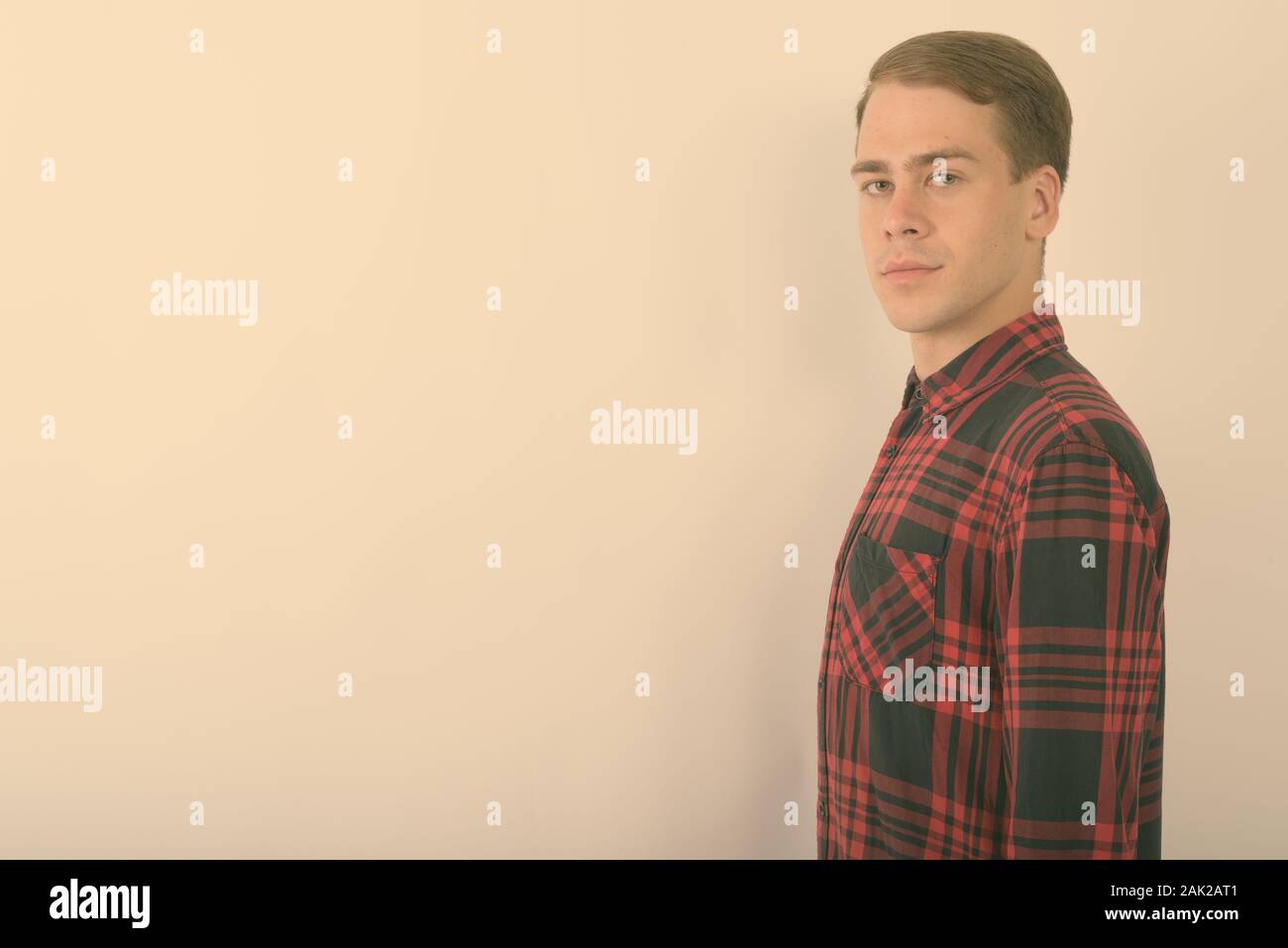 Red and white checkered shirt hi-res stock photography and images - Alamy