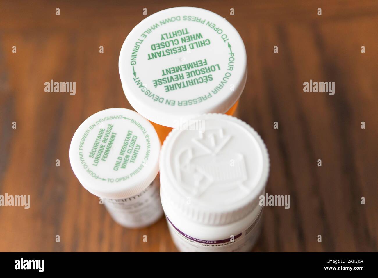 Child proof cover on prescription medicine bottles Stock Photo Alamy