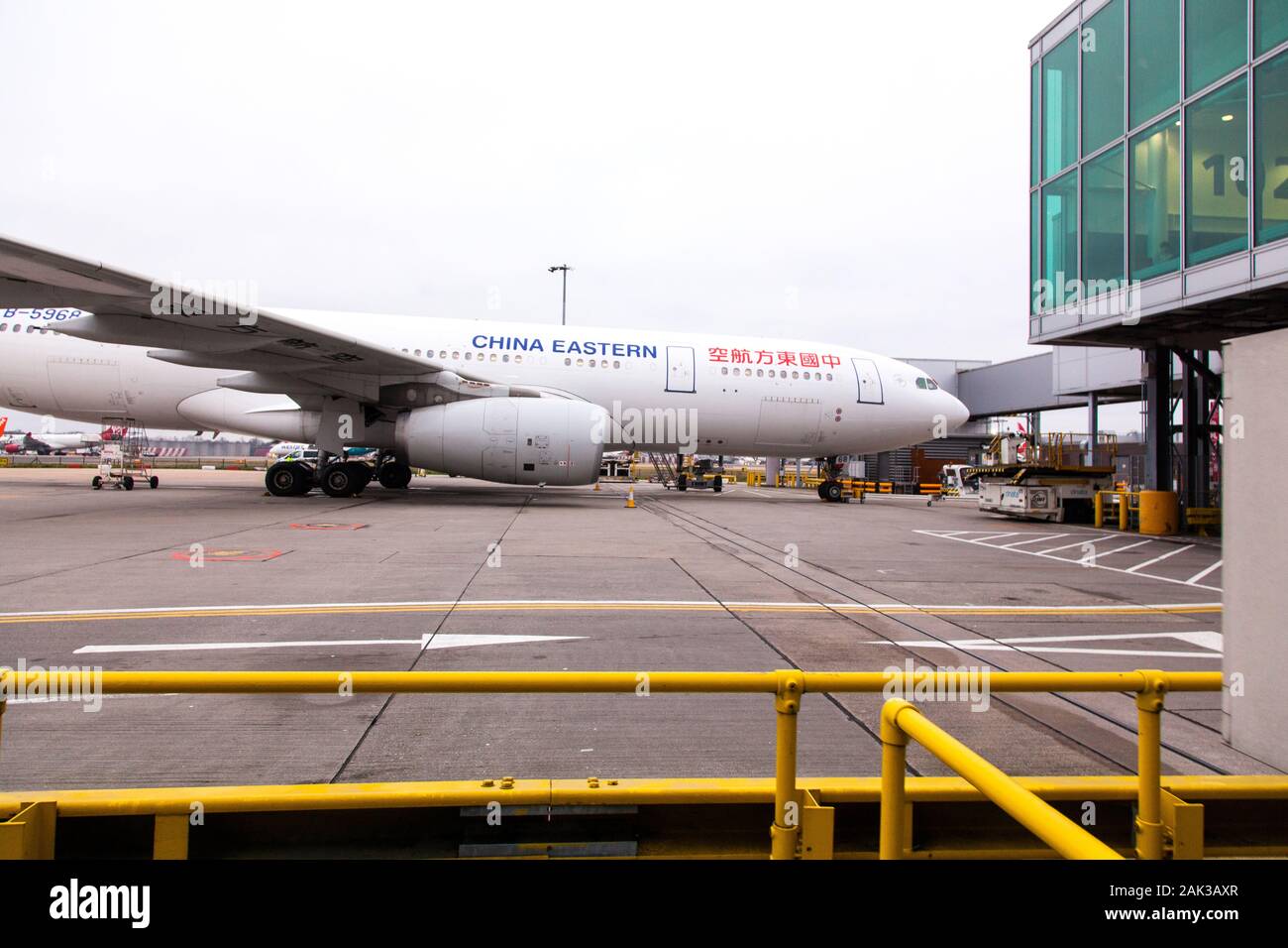 China eastern cargo aircraft hi-res stock photography and images - Alamy