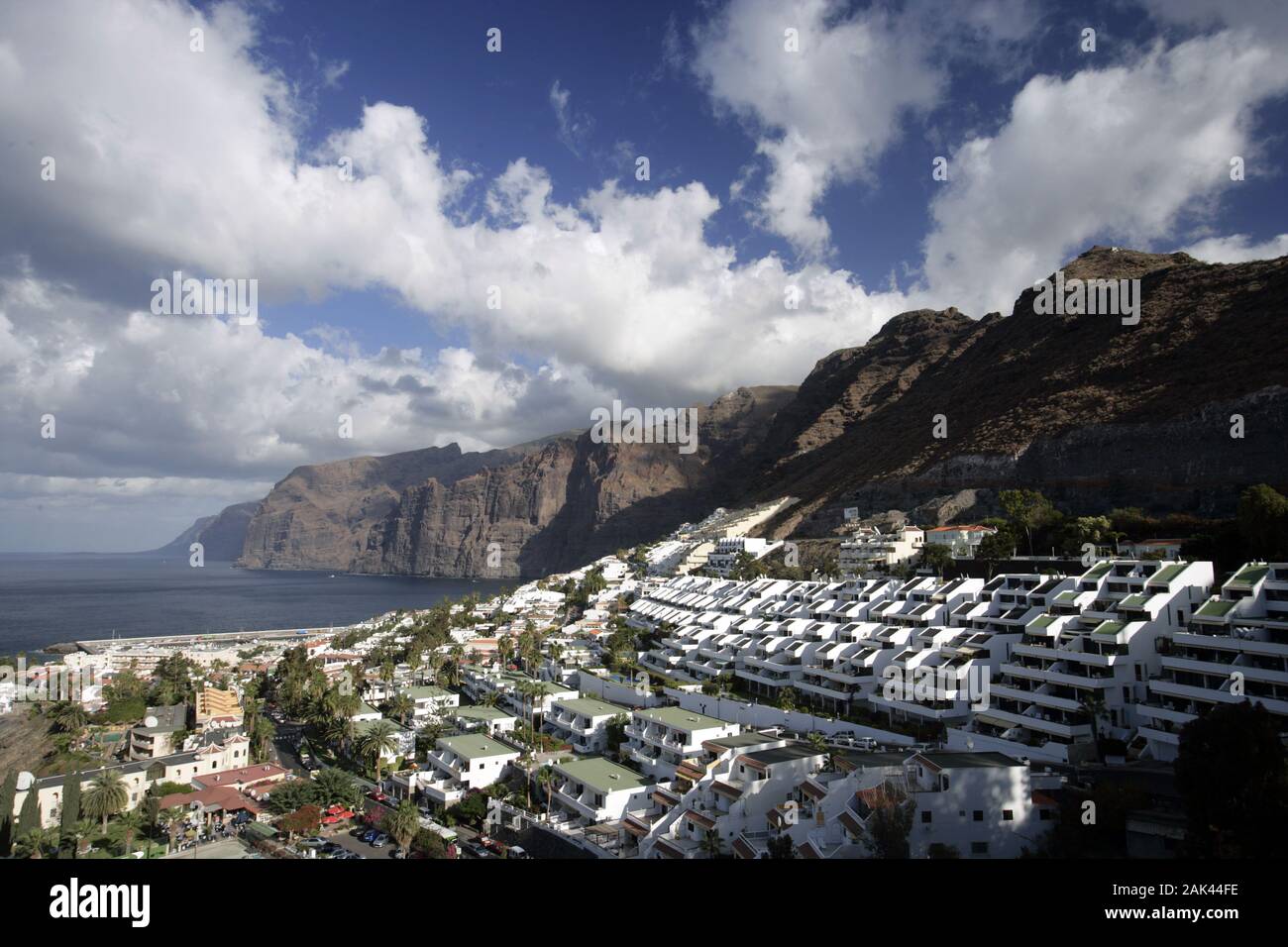 Blick auf Los Gigantes, Teneriffa, Spanien | usage worldwide Stock Photo