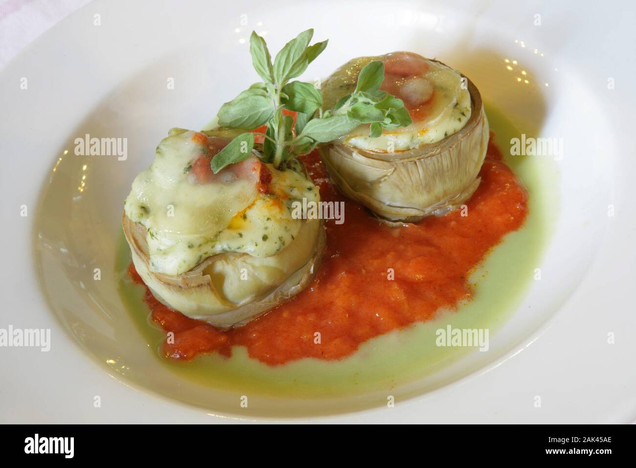 Artischocken mit Sobrasada, Mallorca | usage worldwide Stock Photo - Alamy