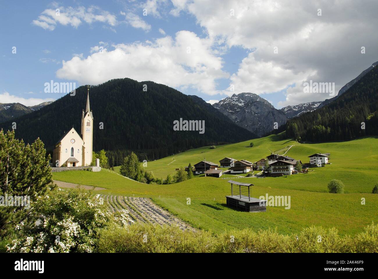 Pfarrkirche von Kartitsch, Tirol | usage worldwide Stock Photo