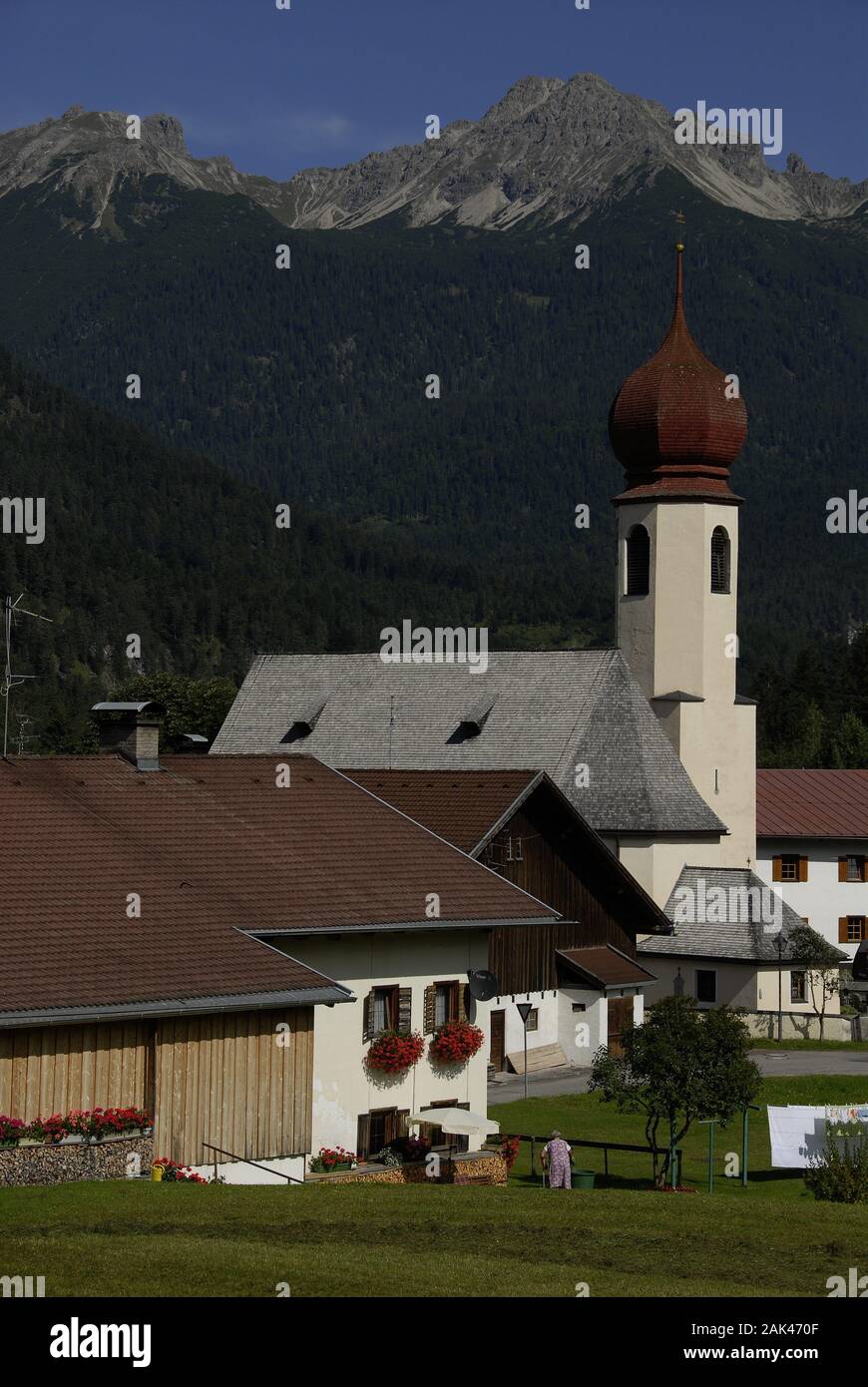 Kirche in Stanzach, Tirol | usage worldwide Stock Photo