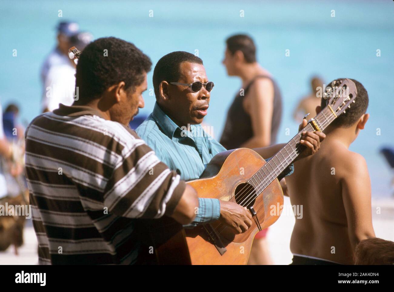 Dominican Republic: Beach Band | usage worldwide Stock Photo - Alamy