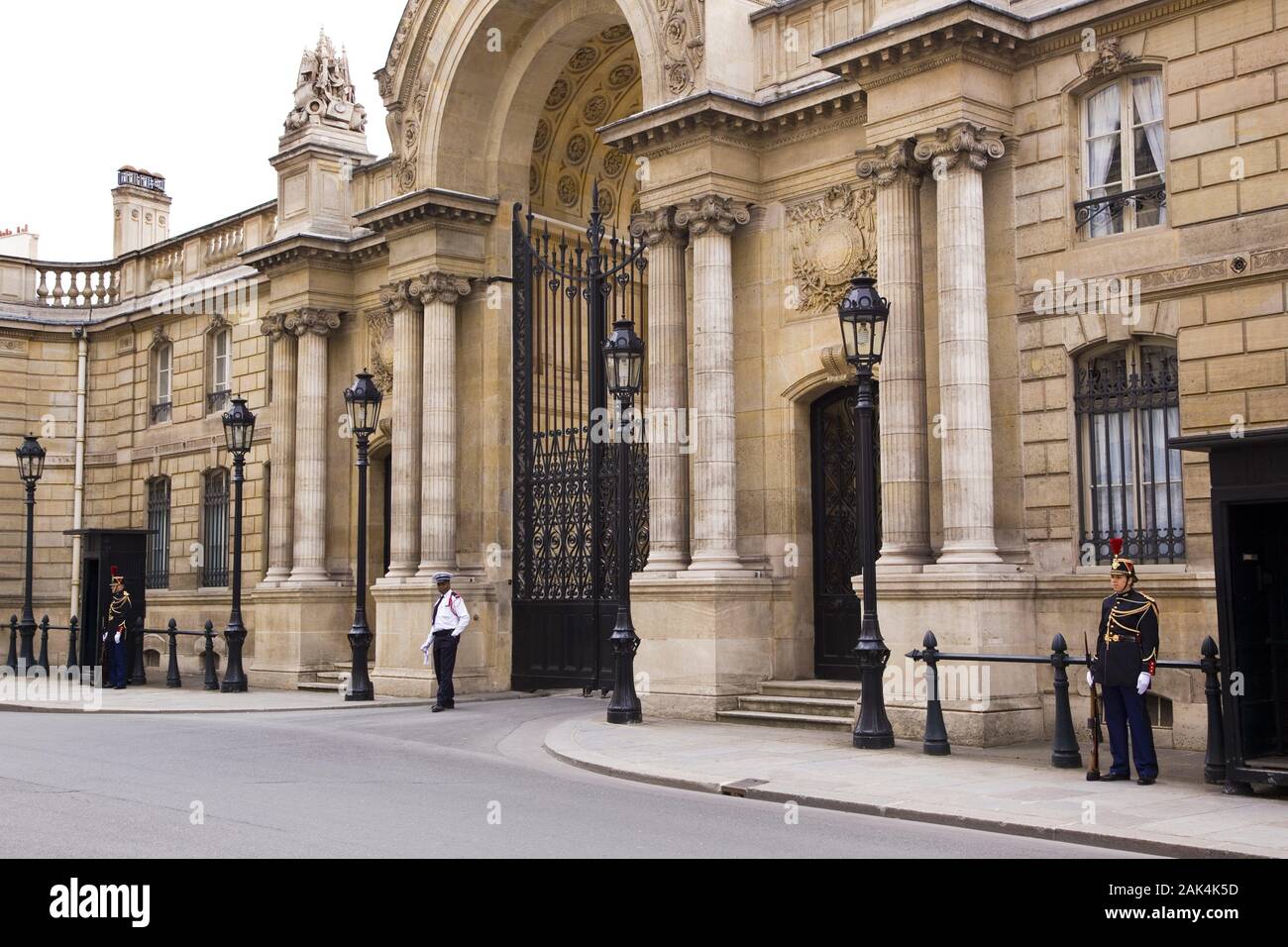 Page 2 Rue St Honore High Resolution Stock Photography And Images Alamy