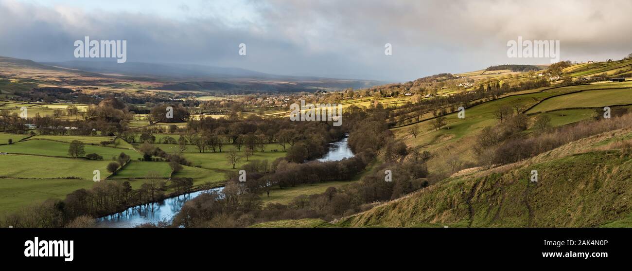 Teesdale Panoramic Landscape - bright interval over Middleton-in-Teesdale from Whistle Crag Stock Photo
