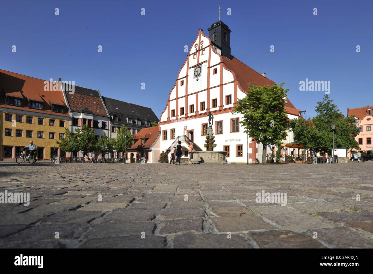 Grimma: Renaissance-Rathaus auf dem Markt in der Altstadt, Leipzig | usage worldwide Stock Photo