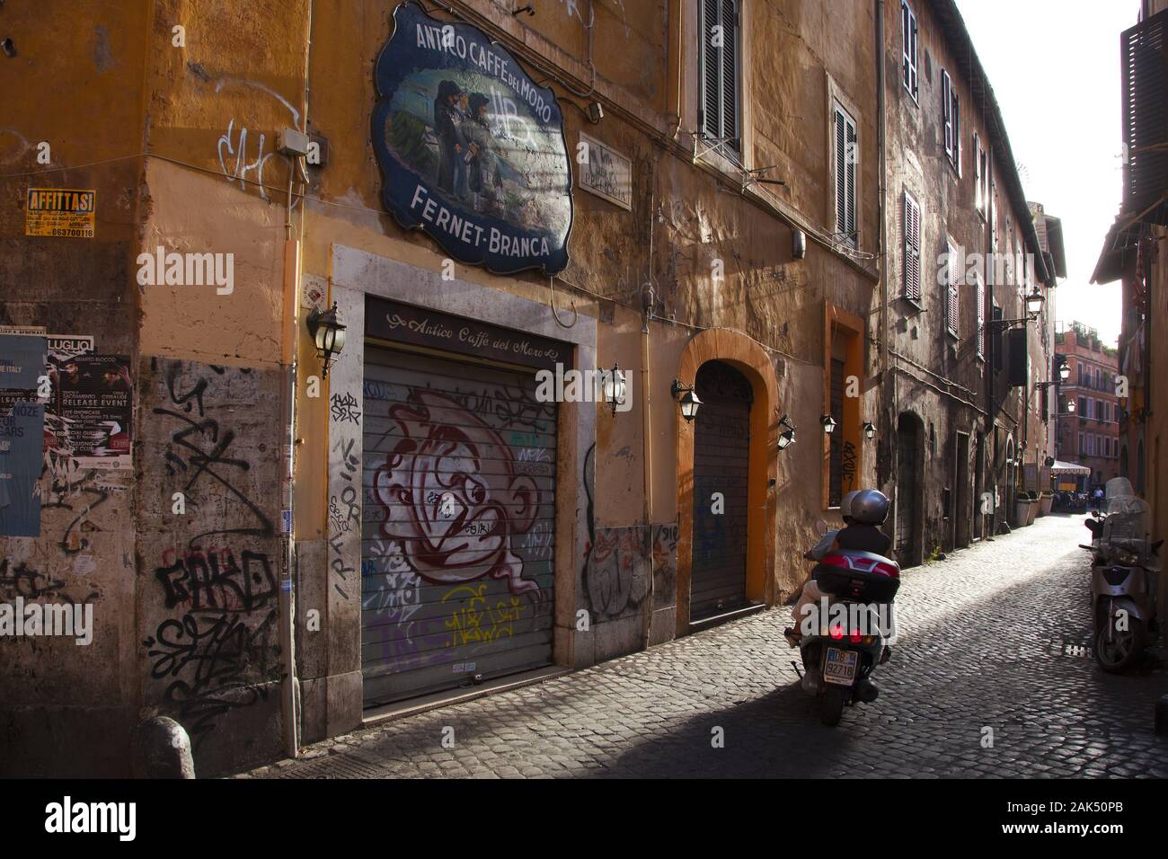Via della pelliccia hi-res stock photography and images - Alamy