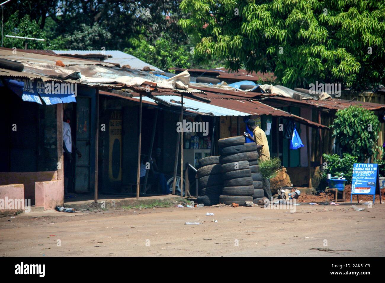 Conakry guinea slum hires stock photography and images Alamy