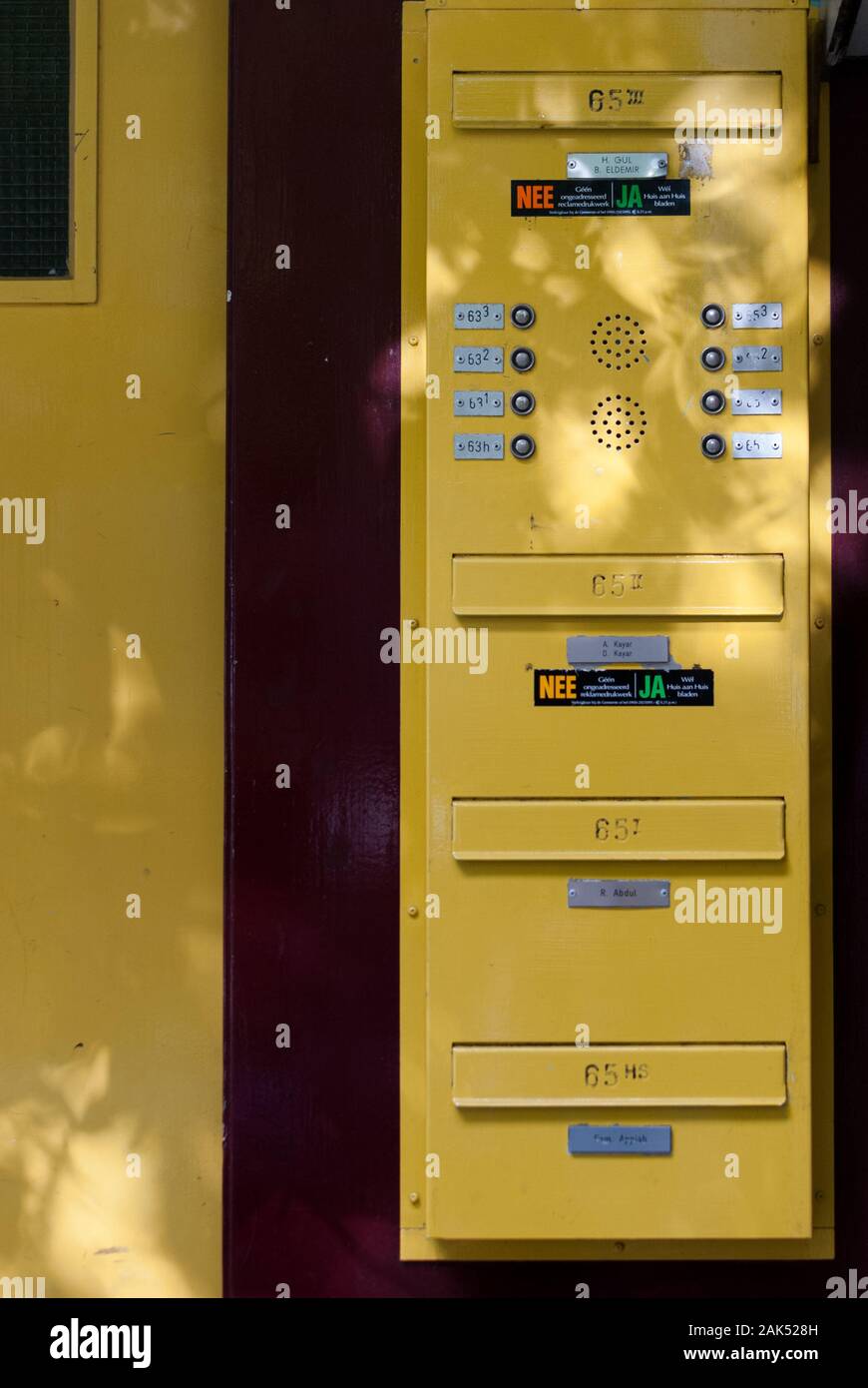 Colourful mailbox hires stock photography and images Alamy