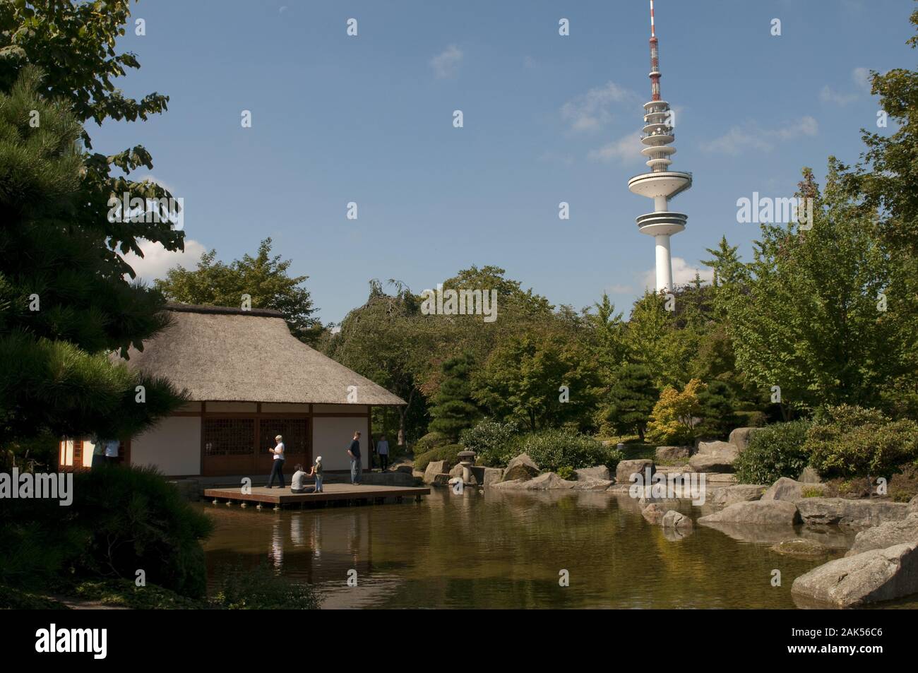 Japanischer Garten In Planten Un Blomen Hamburg Usage Worldwide Stock Photo Alamy