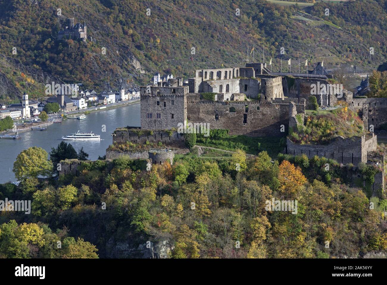 Burg rheinfels hi-res stock photography and images - Alamy