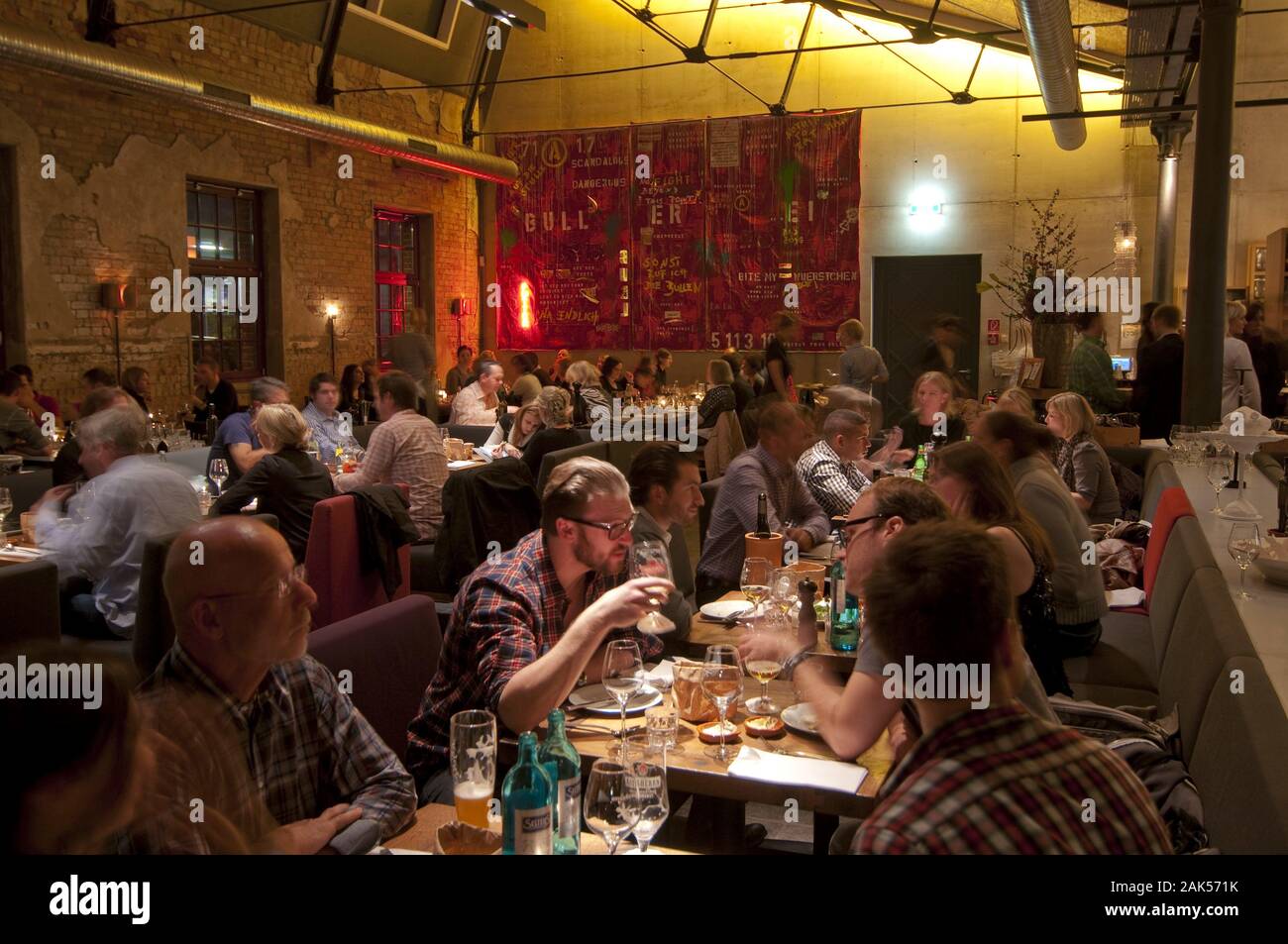 Schanzenviertel: Restaurant 'Bullerei' von Tim Maelzer in der Lagerstr. 34b, Hamburg | usage worldwide Stock Photo