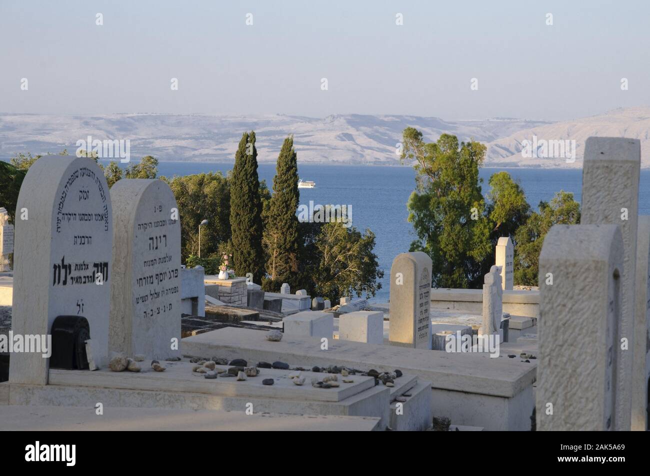 Juedischer Friedhof am See Genezareth, Israel | usage worldwide Stock Photo