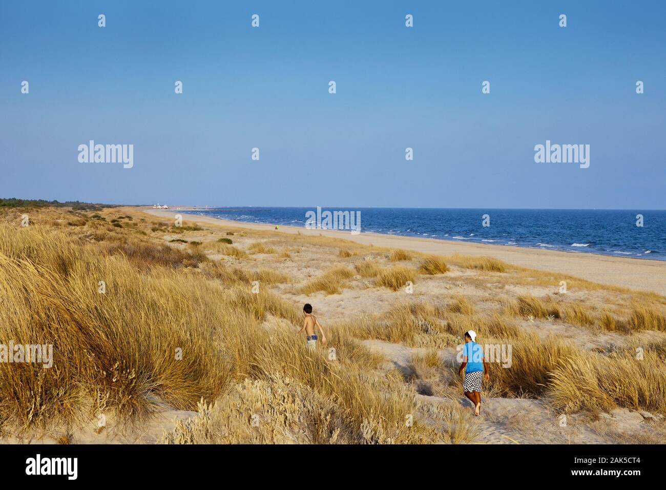 Strand und Duenen bei Monte Gordo, Algarve | usage worldwide Stock Photo