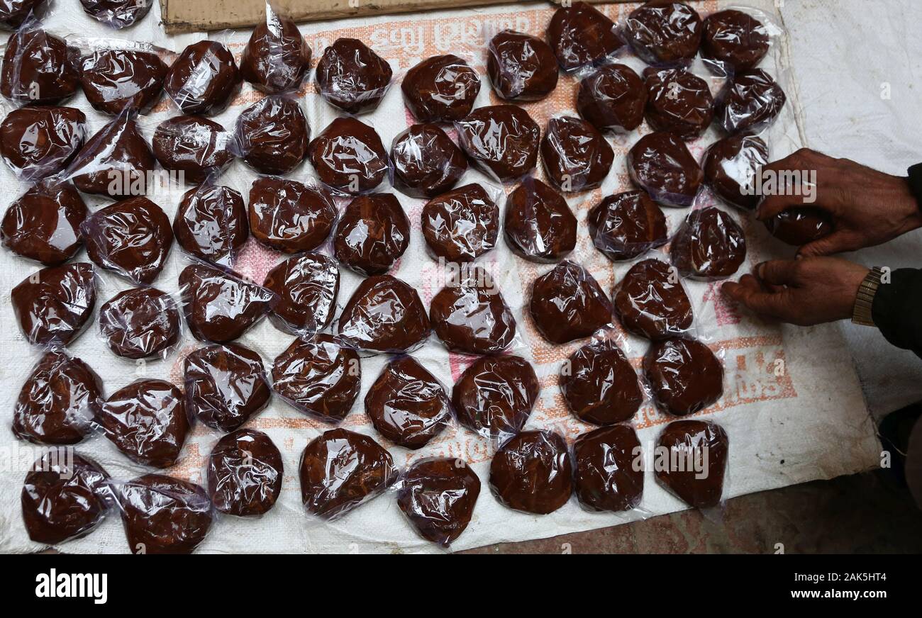 Chaku hires stock photography and images Alamy