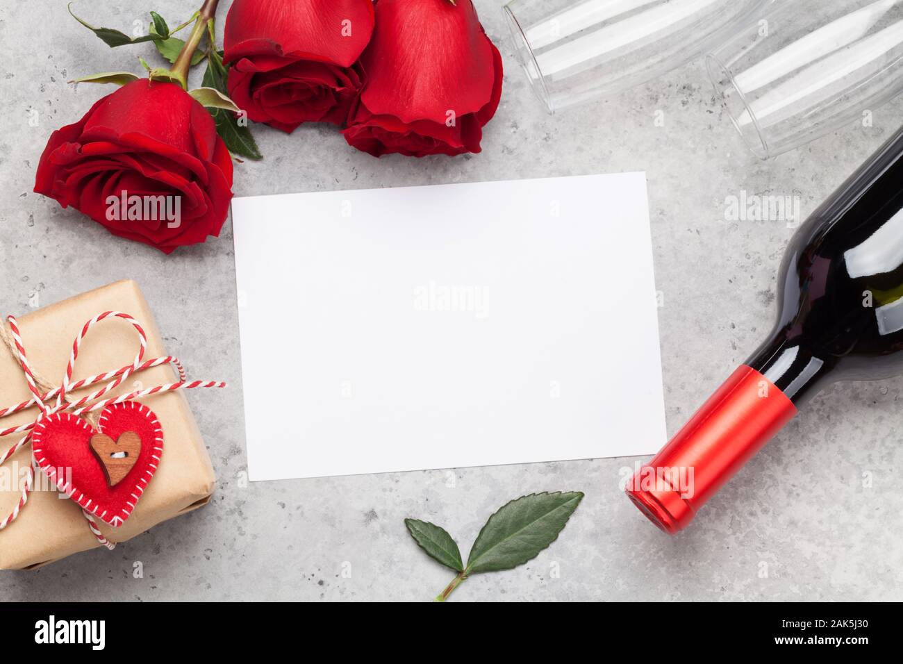 Valentines day greeting card with rose flowers bouquet, gift box and ...
