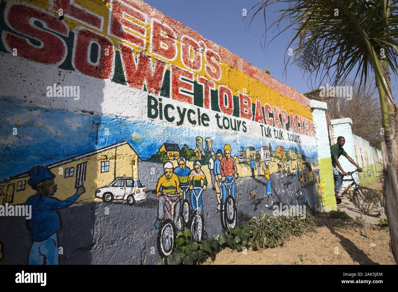 Johannesburg Wall Painting in Soweto, Sudafrika usage worldwide