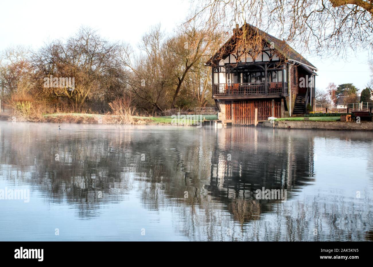 Boathouse near Shillingford Bridge on the River Thames near Wallingford Oxford Stock Photo
